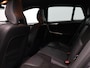 Volvo V60 2.0 T4 190PK Business Sport / Trekhaak / Parkeerverwarming / Verwarmbare Voorstoelen / Leder/Nubuck / Xenon / Volvo On Call /