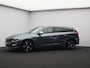 Volvo V60 2.0 T4 190PK Business Sport / Trekhaak / Parkeerverwarming / Verwarmbare Voorstoelen / Leder/Nubuck / Xenon / Volvo On Call /