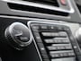 Volvo V60 2.0 T4 190PK Business Sport / Trekhaak / Parkeerverwarming / Verwarmbare Voorstoelen / Leder/Nubuck / Xenon / Volvo On Call /