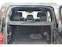 Land Rover Defender 2.0 P400e 110 X-Dynamic 3 Zone Climate, DAB, Surround camera, verwarmde Stoelen, Privacy, Roof Rails, Koelbox,