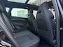 Skoda Karoq 1.5 TSI ACT Sportline Pano | CarPlay | Trekhaak