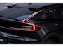 Volvo EC40 Single Motor Extended Range 82 kWh Ultra | Black Edition | Europa | Adaptive Cruise Control | BLIS | Panoramadak | Harman / Kardon | Nubuck | 360 Camera | 20" | Memory | Elektrische Stoelen | Stoelverwarming voor & achter | Stuuverwarming |
