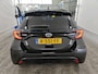 Toyota Yaris 1.5 Hybrid 115pk Automaat Executive | CarPlay | Half Leder/Stof | Stoelverwarming | Keyless | LED | Camera | PDC |17"