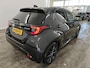 Toyota Yaris 1.5 Hybrid 115pk Automaat Executive | CarPlay | Half Leder/Stof | Stoelverwarming | Keyless | LED | Camera | PDC |17"