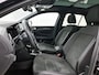 Volkswagen T-Roc 1.0 TSI Style | Panodak | Camera | Stoelverwarming | Adaptive Cruise |
