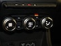 Renault Captur 1.3 TCe 140 Intens Navigatie | LM velgen | Climate control | Parkeercamera | Cruise contril |