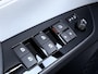 Toyota Prius 1.8 Executive | Adaptive Cruise | Head-Up | Stoelverwarming | Lederen Bekleding | Dealeronderhouden | Camera | Dodehoek | 1e Eigenaar |