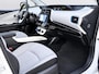 Toyota Prius 1.8 Executive | Adaptive Cruise | Head-Up | Stoelverwarming | Lederen Bekleding | Dealeronderhouden | Camera | Dodehoek | 1e Eigenaar |