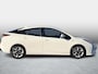 Toyota Prius 1.8 Executive | Adaptive Cruise | Head-Up | Stoelverwarming | Lederen Bekleding | Dealeronderhouden | Camera | Dodehoek | 1e Eigenaar |