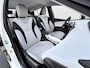 Toyota Prius 1.8 Executive | Adaptive Cruise | Head-Up | Stoelverwarming | Lederen Bekleding | Dealeronderhouden | Camera | Dodehoek | 1e Eigenaar |