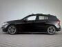 BMW 1-Serie 118i 140PK AUTOMAAT HI PANO/H&K/APPCARPLAY/HUD/ NAVI/DIGICOCKPIT/LED/2XKEYLESS/P-CAM/2XPDC/CLIMA/STUURWIELVERWARMING/MEDIA/S&S/SPORTZETELS/LMV - NL AUTO - KM=NAP - 2. EIG. -