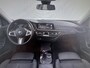 BMW 1-Serie 118i 140PK AUTOMAAT HI PANO/H&K/APPCARPLAY/HUD/ NAVI/DIGICOCKPIT/LED/2XKEYLESS/P-CAM/2XPDC/CLIMA/STUURWIELVERWARMING/MEDIA/S&S/SPORTZETELS/LMV - NL AUTO - KM=NAP - 2. EIG. -