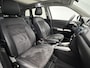 Suzuki Vitara 1.6 High Executive | Panoramadak | Trekhaak | Adaptive Cruise | Two-Tone | Camera