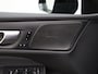 Volvo V60 T8 PLUG-IN HYBRID PLUS DARK SCHUIFDAK 360GR CAM HARMAN KARDON TREKHAAK