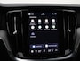 Volvo V60 T8 PLUG-IN HYBRID PLUS DARK SCHUIFDAK 360GR CAM HARMAN KARDON TREKHAAK