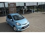 Toyota Aygo 1.0 VVT-i Dynamic Blue | 14” Lichtmetalen velgen | buitenspiegels en deurgrepen in blauw | stootlijsten zijkant in blauw (alleen i.c.m Cool Soda Blue) | instrumentringen in blauw | bekleding blauw