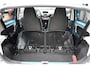 Toyota Aygo 1.0 VVT-i Dynamic Blue | 14” Lichtmetalen velgen | buitenspiegels en deurgrepen in blauw | stootlijsten zijkant in blauw (alleen i.c.m Cool Soda Blue) | instrumentringen in blauw | bekleding blauw