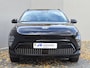 Hyundai Kona Electric Comfort Smart 65.4 kWh / SOH 99% / Fabrieksgarantie tot 05-2030 / Stuur- & Stoelverwarming / CCS snelladen / Warmtepomp / All season banden / Rondomzicht camera / Keyless Entry/Start / Elektrische achterklep / Apple Carplay Android Auto /