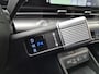 Hyundai Kona Electric Comfort Smart 65.4 kWh / SOH 99% / Fabrieksgarantie tot 05-2030 / Stuur- & Stoelverwarming / CCS snelladen / Warmtepomp / All season banden / Rondomzicht camera / Keyless Entry/Start / Elektrische achterklep / Apple Carplay Android Auto /