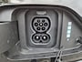 Hyundai Kona Electric Comfort Smart 65.4 kWh / SOH 99% / Fabrieksgarantie tot 05-2030 / Stuur- & Stoelverwarming / CCS snelladen / Warmtepomp / All season banden / Rondomzicht camera / Keyless Entry/Start / Elektrische achterklep / Apple Carplay Android Auto /