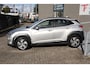 Hyundai Kona Electric EV Comfort 64 kWh Nederlandse auto/Warmtepomp/Apple carplay/Achteruitrijcamera/Adaptieve cruise control/Lane assist/Parkeersensoren