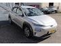 Hyundai Kona Electric EV Comfort 64 kWh Nederlandse auto/Warmtepomp/Apple carplay/Achteruitrijcamera/Adaptieve cruise control/Lane assist/Parkeersensoren