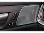 Volvo S60 Recharge T8 AWD Ultimate Dark - Panorama/schuifdak - IntelliSafe Assist & Surround - Bowers & Wilkins audio - Adaptieve LED koplampen - Parkeercamera achter - Verwarmde voorstoelen, stuur & achterbank - Parkeersensoren voor & achter - Elektr. bedienb. voorstoelen met geheugen - Head up display - Inklapbare trekhaak - 19' LMV