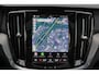 Volvo S60 Recharge T8 AWD Ultimate Dark - Panorama/schuifdak - IntelliSafe Assist & Surround - Bowers & Wilkins audio - Adaptieve LED koplampen - Parkeercamera achter - Verwarmde voorstoelen, stuur & achterbank - Parkeersensoren voor & achter - Elektr. bedienb. voorstoelen met geheugen - Head up display - Inklapbare trekhaak - 19' LMV