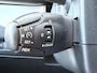Peugeot e-Expert DC 75 kWh (Stoelverwarming - 2x Schuifdeuren - Keyless Entry - Laadruimte betimmering - Automatische Airco - Navigatie - Parkeersensoren V+A - Apple Carplay)