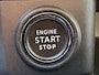 Peugeot e-Expert DC 75 kWh (Stoelverwarming - 2x Schuifdeuren - Keyless Entry - Laadruimte betimmering - Automatische Airco - Navigatie - Parkeersensoren V+A - Apple Carplay)