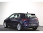 Volkswagen Golf 1.0 eTSI | PDC | Stuur- en stoelverwarming | Apple CarPlay