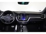 Volvo XC60 T8 Recharge AWD R-Design - Panorama/schuifdak - IntelliSafe Assist - Parkeercamera achter - Verwarmde voorstoelen & stuur - Parkeersensoren voor & achter - High Performance Audio - Elektr. bedienb. bestuurdersstoel met geheugen - Drive Mode Settings - Extra getint glas - Inklapbare trekhaak - 19' LMV