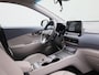 Hyundai Kona Electric EV Fashion 64 kWh | SOH 100% | Apple Carplay / Android Auto | Lederen Bekleding | KRELL Audio | Head-Up Display |