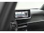 Peugeot e-2008 EV Allure 54 kWh | SOH 97,2% | 360 Camera | Dodehoekdetectie | 11 KW Lader | Apple Carplay