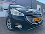 Peugeot 208 1.2 VTi Allure van 2de Eigenaar en navigatie en bluetooth telefoon / media en cruise controle