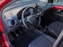 Volkswagen Up! 1.0 Black Style CAMERA | CRUISE CONTROL | STOELVERWARMING