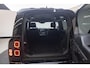 Land Rover Defender Hard Top 3.0 D200 90 MHEV X-Dynamic SE | Cold Climate | Trekhaak |