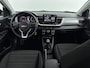 Kia Stonic 1.0 T-GDi MHEV DynamicLine | Two tone | Apple Carplay | Android Auto | Camera | Cruise control | Parkeersensoren |