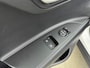 Kia Stonic 1.0 T-GDi MHEV DynamicLine | Two tone | Apple Carplay | Android Auto | Camera | Cruise control | Parkeersensoren |