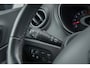 Renault Captur 1.2 TCe Limited Camera | Cruise control | Pdc | automatisch inparkeren | Elektrische ramen voor en achter | Dab |