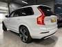 Volvo XC90 2.0 T8 Recharge AWD Ultimate Dark | Massage | Trekhaak | Pano | HUD | Luchtvering