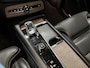 Volvo XC90 2.0 T8 Recharge AWD Ultimate Dark | Massage | Trekhaak | Pano | HUD | Luchtvering
