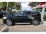 BMW X1 SDrive20i Orange Edition II PANO-DAK DEALER OND. NL-AUTO!
