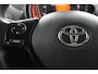 Toyota Aygo 1.0 VVT-i x-play | Achteruitrijcamera | Airco | Lichtmetalen Velgen | Bluetooth |