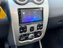 Dacia Sandero 1.2 Blackline AIRCO, CAMERA, TREKHAAK, 2e EIGENAAR, BOEKJES, NAP