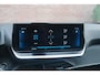 Peugeot 2008 1.2 PureTech 100pk Allure - Apple CarPlay - Climate control - Cruise control - Parkeersensoren - Navigatiesysteem - Rijstrooksensor