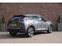 Peugeot 2008 1.2 PureTech 100pk Allure - Apple CarPlay - Climate control - Cruise control - Parkeersensoren - Navigatiesysteem - Rijstrooksensor