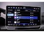Volkswagen Golf Variant R-Line Edition 1.5 eTSI 150pk DSG Automaat Adaptive cruise control, Achteruitrijcamera, LED koplampen, Stuurwiel verwarmd, Parkeersensoren, App connect