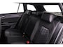 Volkswagen Golf Variant R-Line Edition 1.5 eTSI 150pk DSG Automaat Adaptive cruise control, Achteruitrijcamera, LED koplampen, Stuurwiel verwarmd, Parkeersensoren, App connect