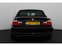 BMW 3-Serie Cabrio 323Ci Executive/ 6-Cil./ Windscherm/ Xenon/ Leder+Stoelverwarm./ Trekhaak/ Bluetooth/ Elek.+Memory Stoelen/ Clima/ Cruise/ 17''LMV/ Leder Multi-Stuur/ PDC/ Armsteun